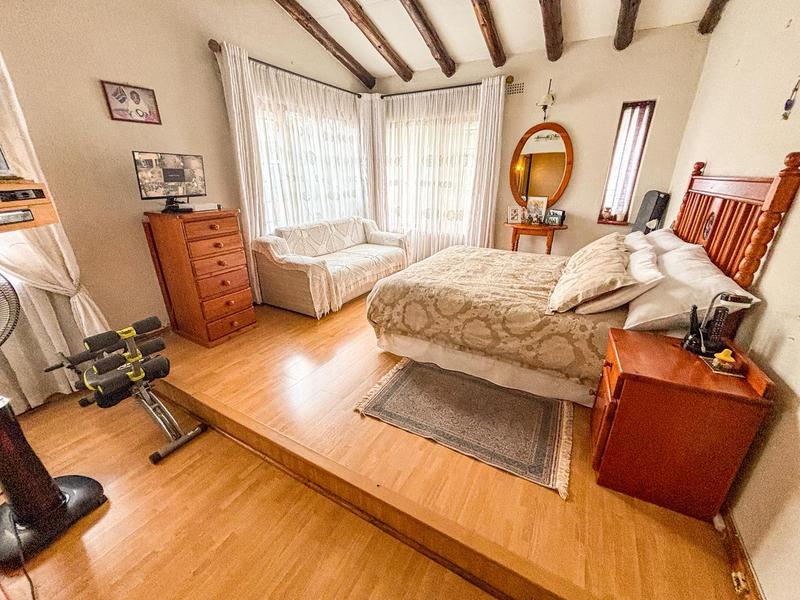 5 Bedroom Property for Sale in Ridgeway Gauteng