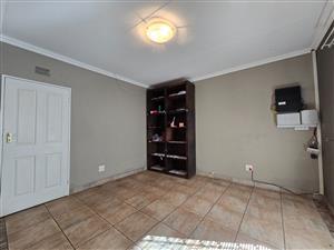 4 Bedroom Property for Sale in Tedderfield Gauteng