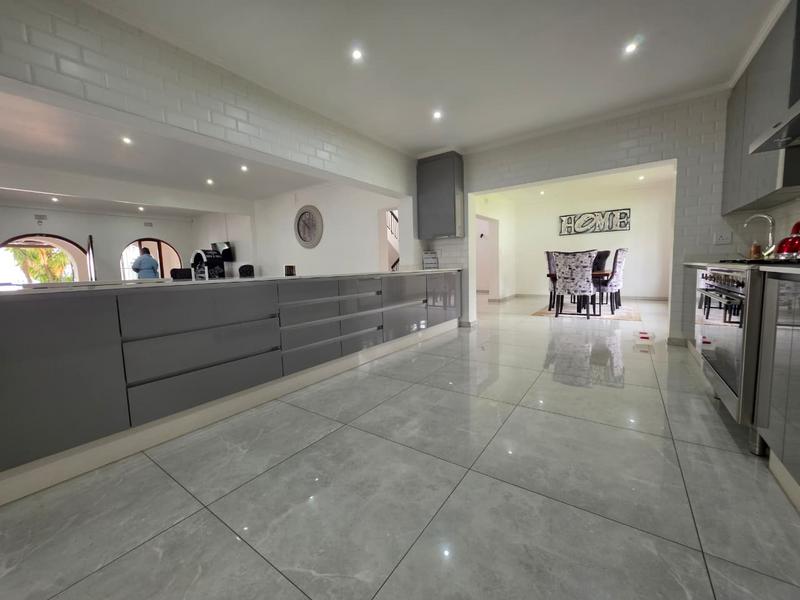 4 Bedroom Property for Sale in Hartzenbergfontein Gauteng