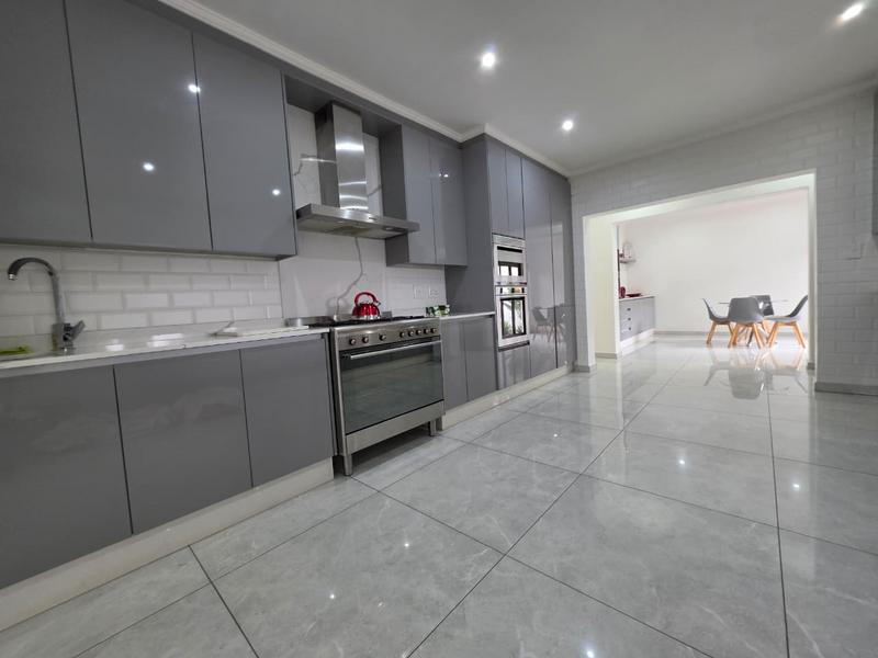 4 Bedroom Property for Sale in Hartzenbergfontein Gauteng