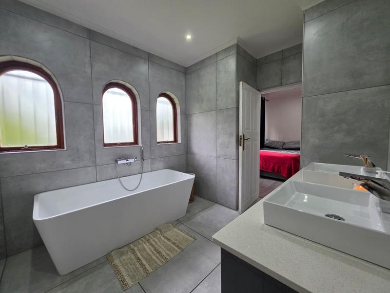 4 Bedroom Property for Sale in Hartzenbergfontein Gauteng