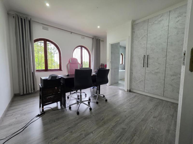 4 Bedroom Property for Sale in Hartzenbergfontein Gauteng