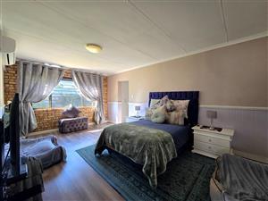 4 Bedroom Property for Sale in Walkerville Gauteng