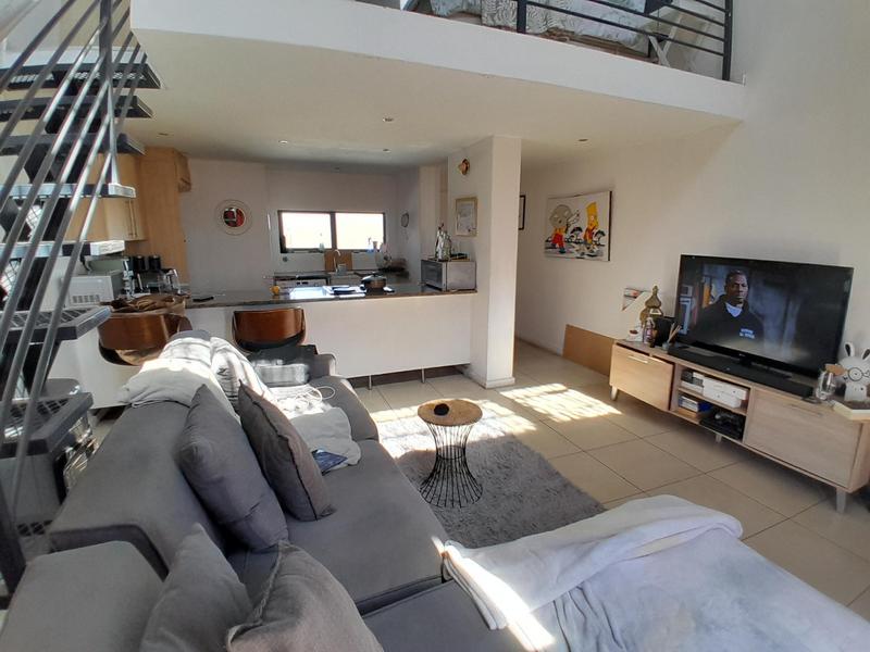 1 Bedroom Property for Sale in Rooihuiskraal North Gauteng