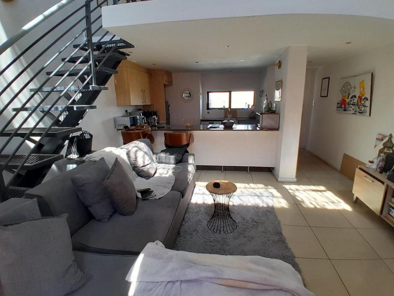 1 Bedroom Property for Sale in Rooihuiskraal North Gauteng