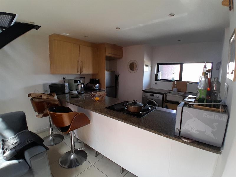 1 Bedroom Property for Sale in Rooihuiskraal North Gauteng