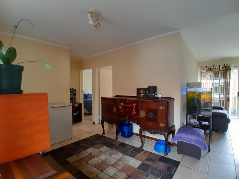 2 Bedroom Property for Sale in The Reeds Gauteng