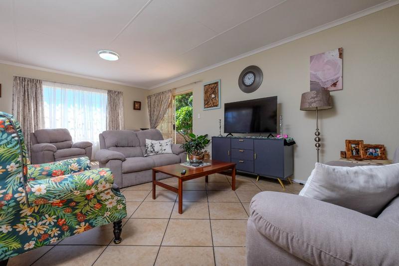 3 Bedroom Property for Sale in Amorosa Gauteng