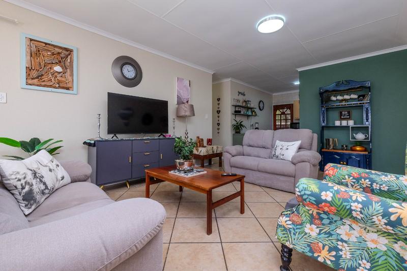 3 Bedroom Property for Sale in Amorosa Gauteng