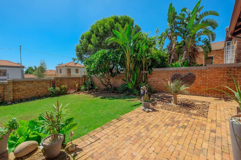 3 Bedroom Property for Sale in Amorosa Gauteng