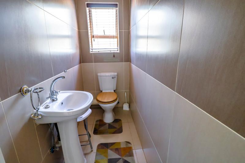 4 Bedroom Property for Sale in Copperleaf Estate Gauteng