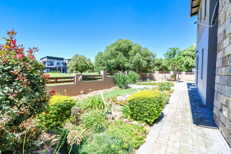 4 Bedroom Property for Sale in Copperleaf Estate Gauteng