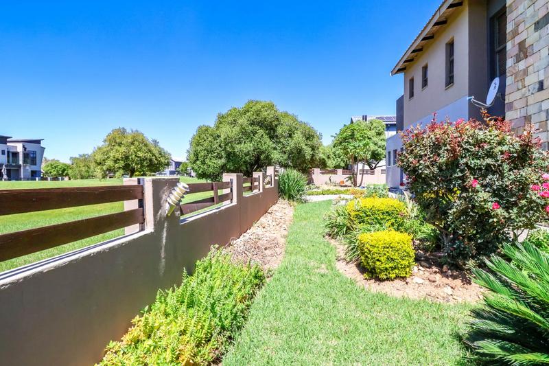 4 Bedroom Property for Sale in Copperleaf Estate Gauteng