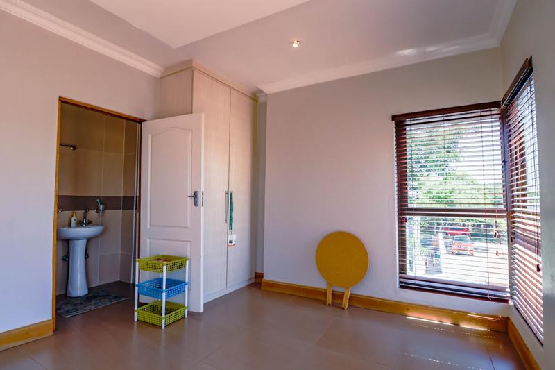 4 Bedroom Property for Sale in Copperleaf Estate Gauteng