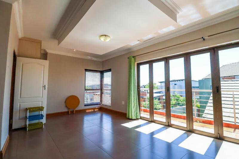 4 Bedroom Property for Sale in Copperleaf Estate Gauteng