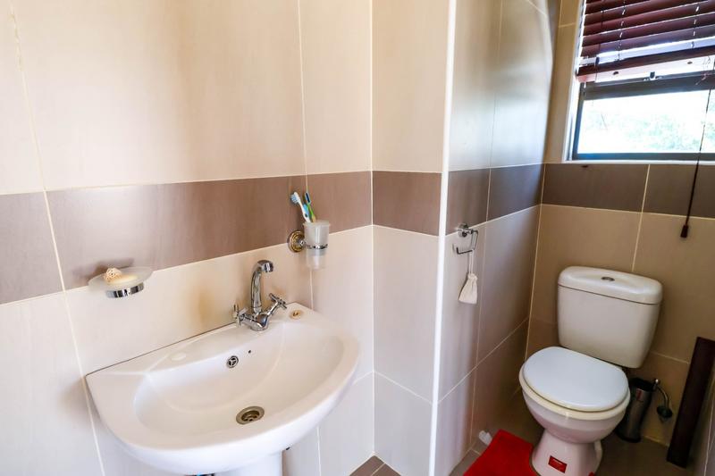 4 Bedroom Property for Sale in Copperleaf Estate Gauteng