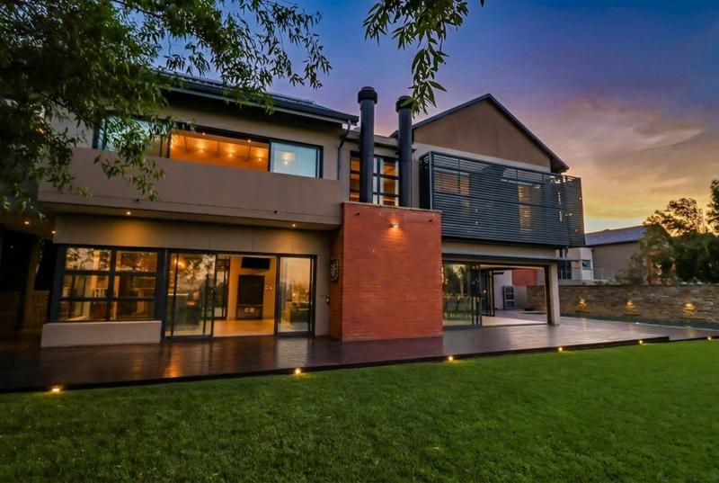 4 Bedroom Property for Sale in Copperleaf Estate Gauteng