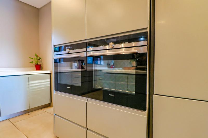 4 Bedroom Property for Sale in Copperleaf Estate Gauteng