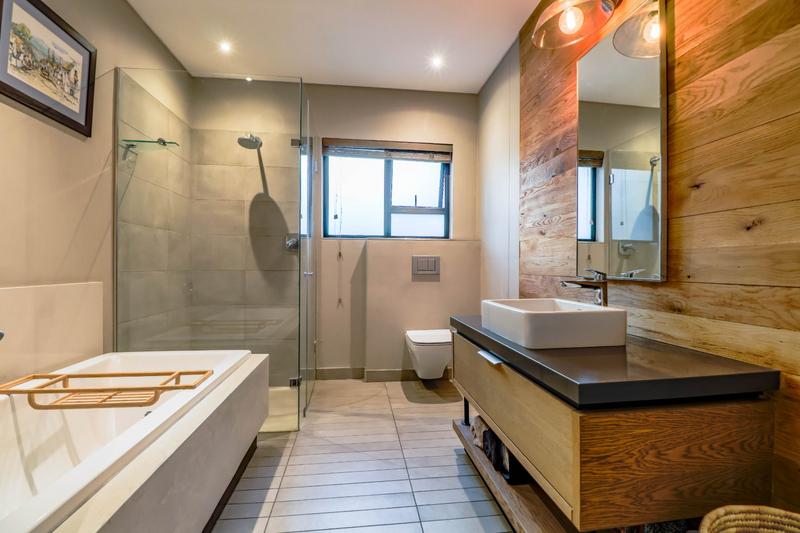 4 Bedroom Property for Sale in Copperleaf Estate Gauteng