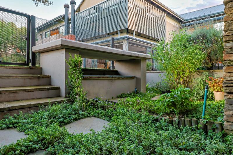 4 Bedroom Property for Sale in Copperleaf Estate Gauteng