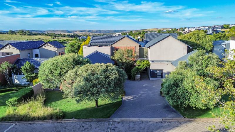 4 Bedroom Property for Sale in Copperleaf Estate Gauteng