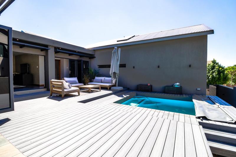 4 Bedroom Property for Sale in Copperleaf Estate Gauteng