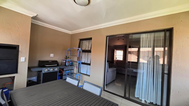 To Let 2 Bedroom Property for Rent in Comet Gauteng
