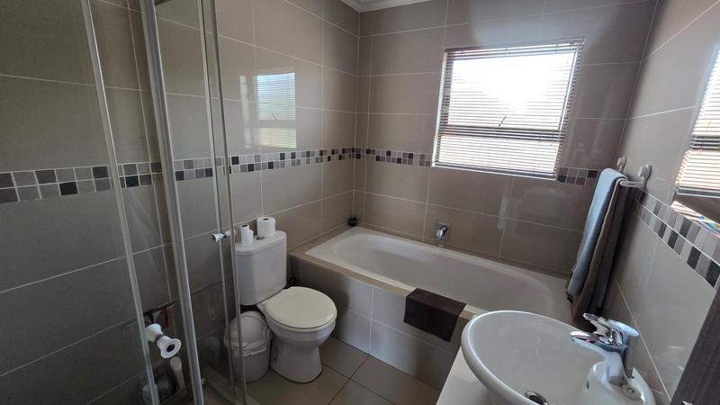To Let 2 Bedroom Property for Rent in Comet Gauteng