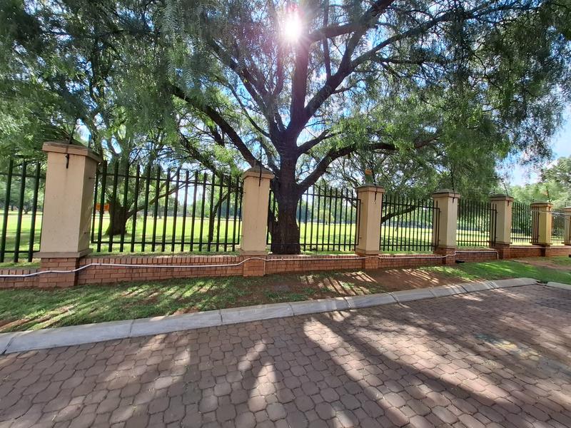 To Let 2 Bedroom Property for Rent in Comet Gauteng