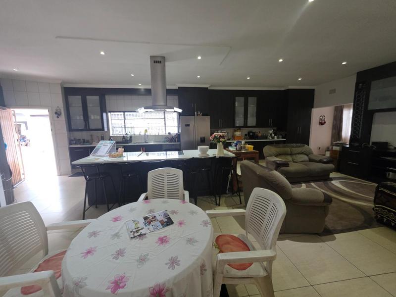 4 Bedroom Property for Sale in Parkdene Gauteng