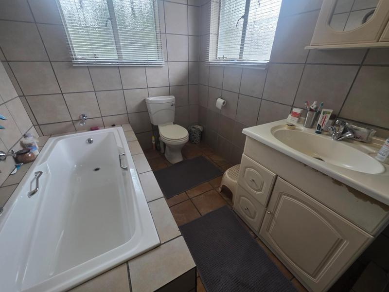 4 Bedroom Property for Sale in Parkdene Gauteng