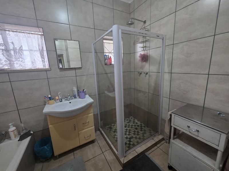 4 Bedroom Property for Sale in Parkdene Gauteng