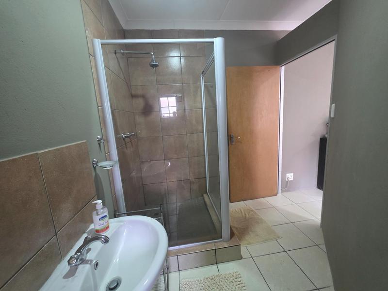 4 Bedroom Property for Sale in Parkdene Gauteng