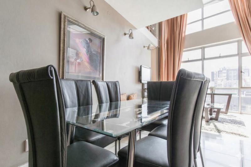 To Let 3 Bedroom Property for Rent in Sandown Gauteng