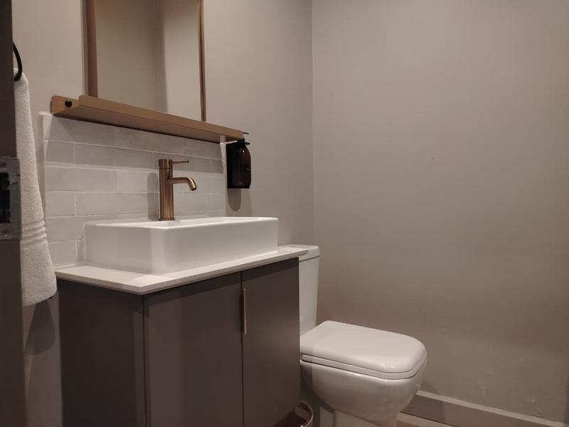 1 Bedroom Property for Sale in Sandown Gauteng