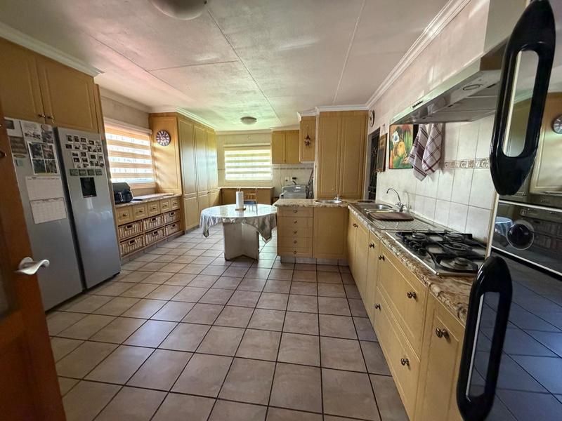 To Let 3 Bedroom Property for Rent in Dalpark Ext 1 Gauteng