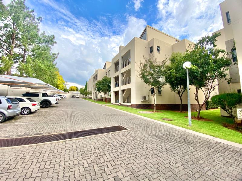 1 Bedroom Property for Sale in Beverley Gauteng