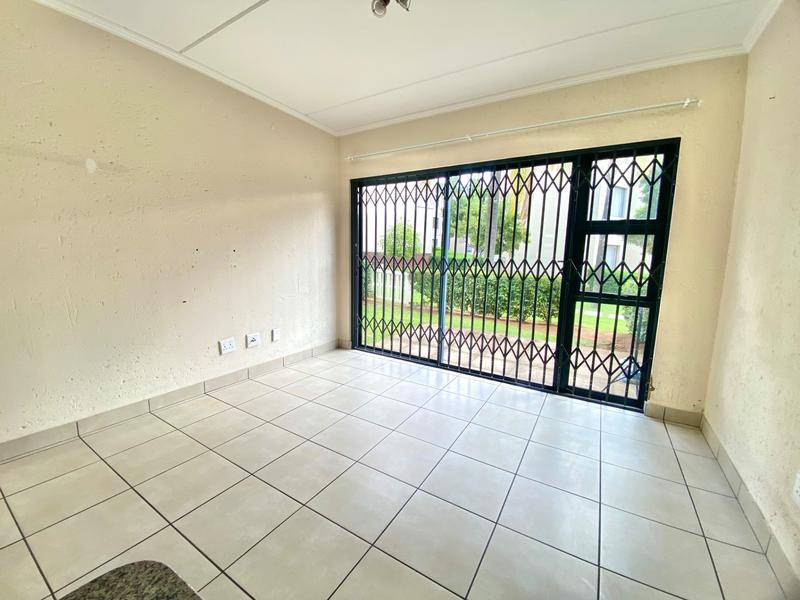 1 Bedroom Property for Sale in Beverley Gauteng