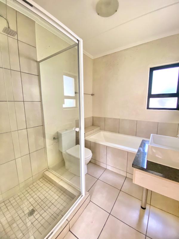 1 Bedroom Property for Sale in Beverley Gauteng