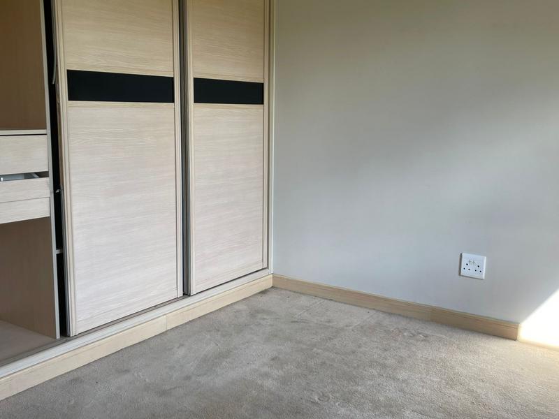To Let 2 Bedroom Property for Rent in Broadacres Gauteng