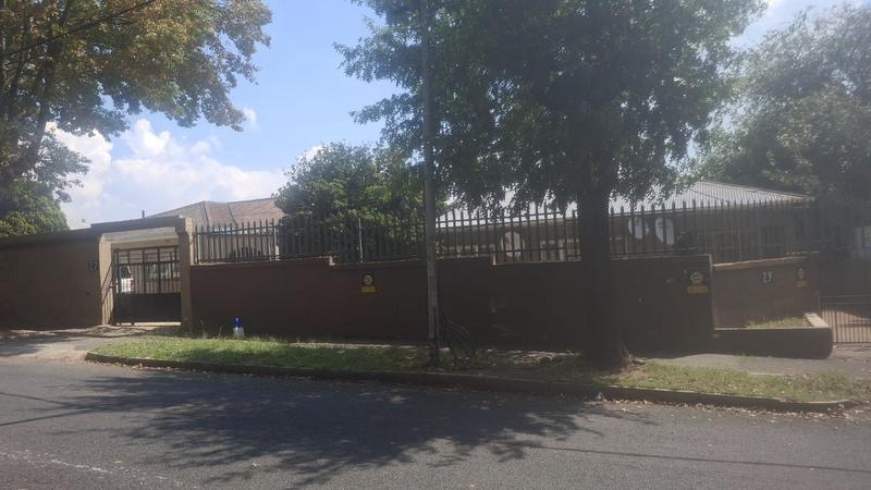 3 Bedroom Property for Sale in Rosettenville Gauteng
