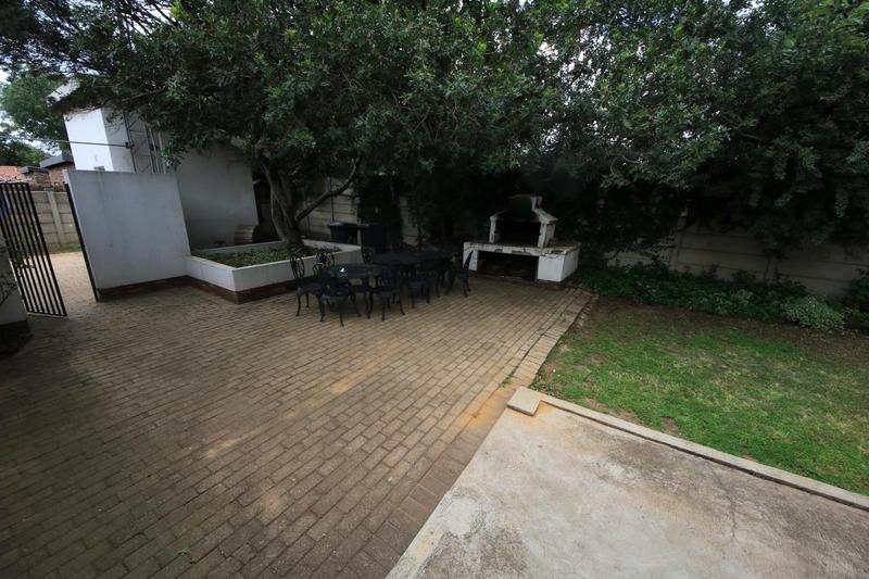 To Let 3 Bedroom Property for Rent in Northwold Gauteng