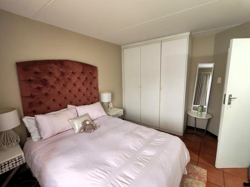 2 Bedroom Property for Sale in Highveld Gauteng