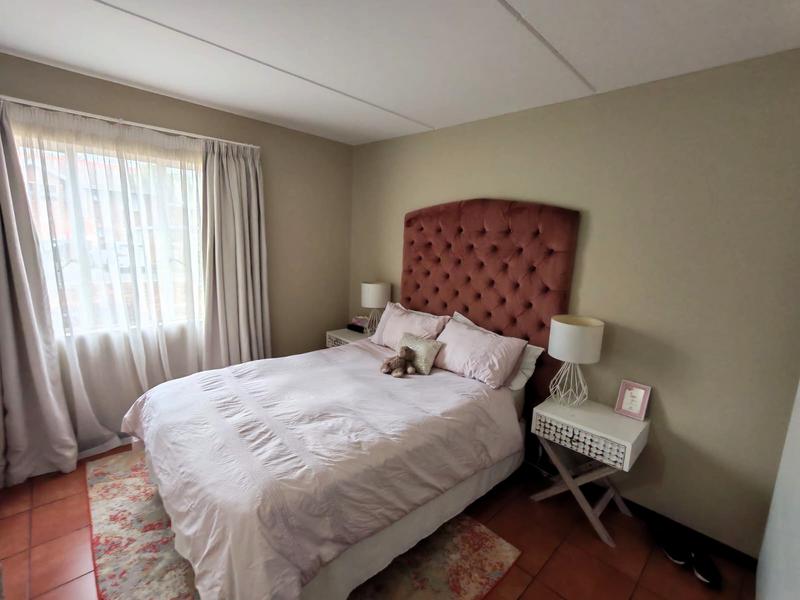 2 Bedroom Property for Sale in Highveld Gauteng