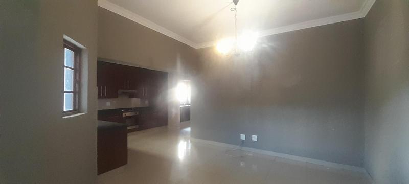 To Let 3 Bedroom Property for Rent in Thatchfield Gauteng