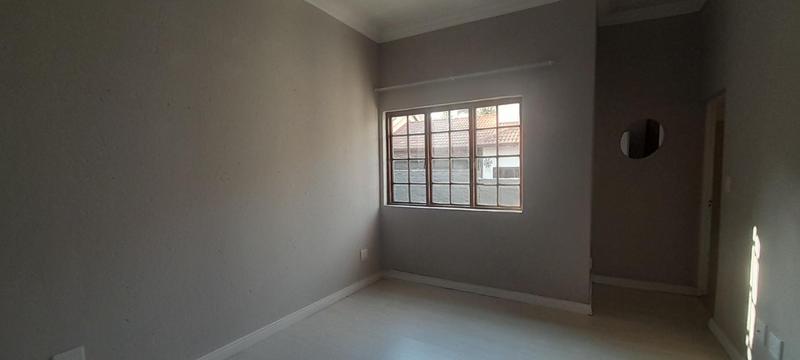 To Let 3 Bedroom Property for Rent in Thatchfield Gauteng