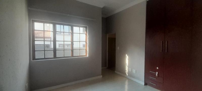 To Let 3 Bedroom Property for Rent in Thatchfield Gauteng