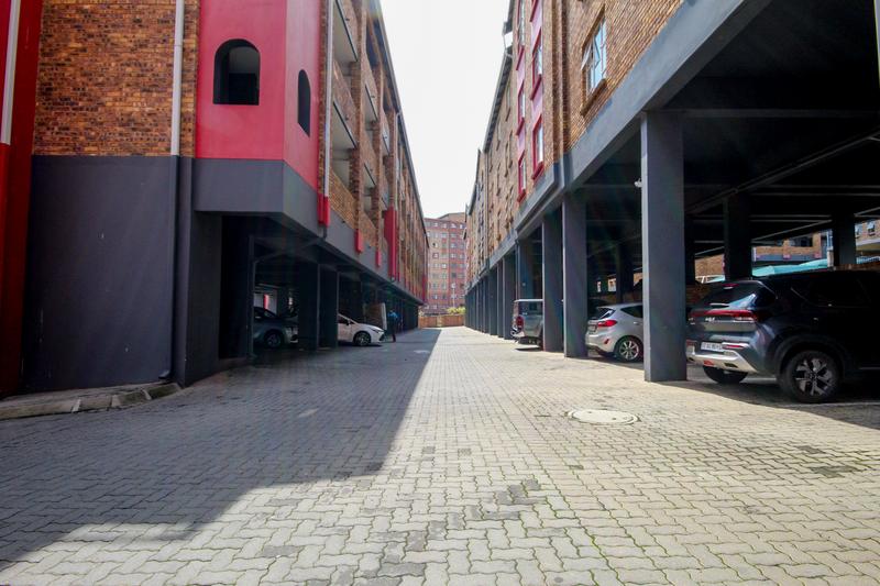 2 Bedroom Property for Sale in Halfway House Gauteng