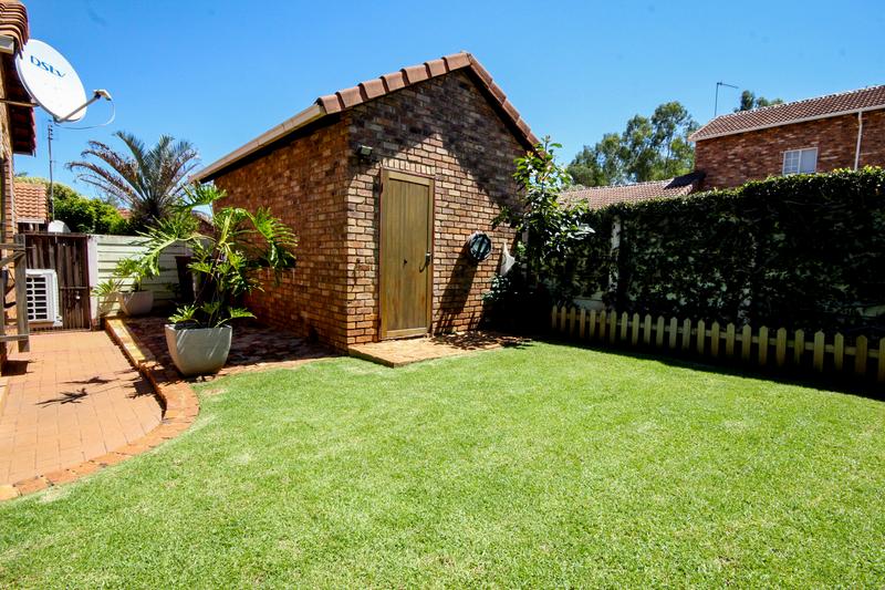 3 Bedroom Property for Sale in Eldoraigne Gauteng