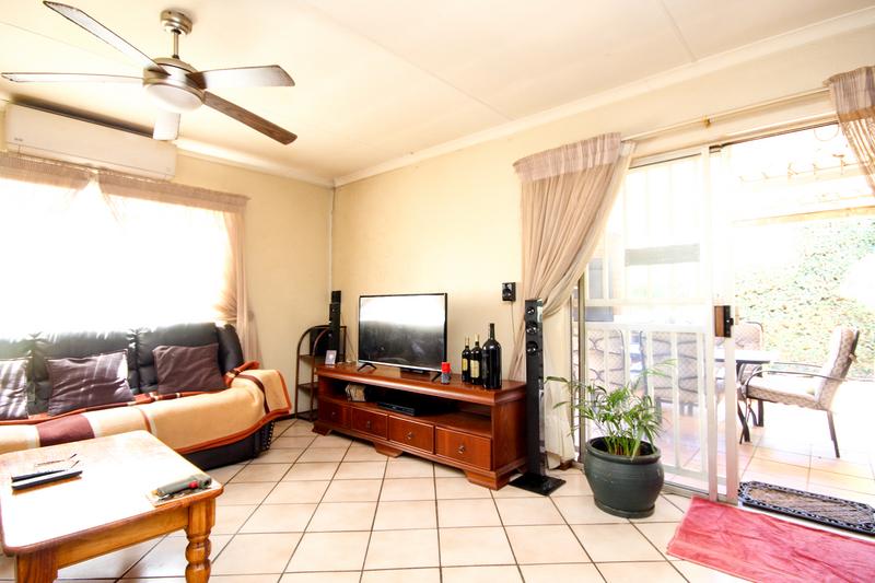 3 Bedroom Property for Sale in Eldoraigne Gauteng